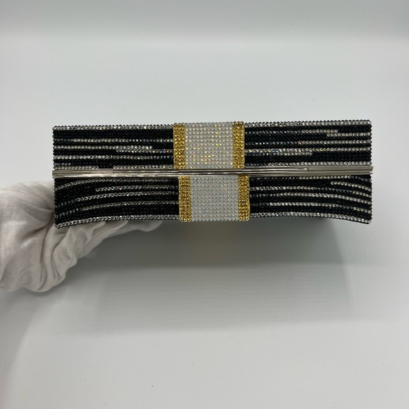 RARE JUDITH LEIBER STACK OF CASH BILLIONS - Picture 5 of 11